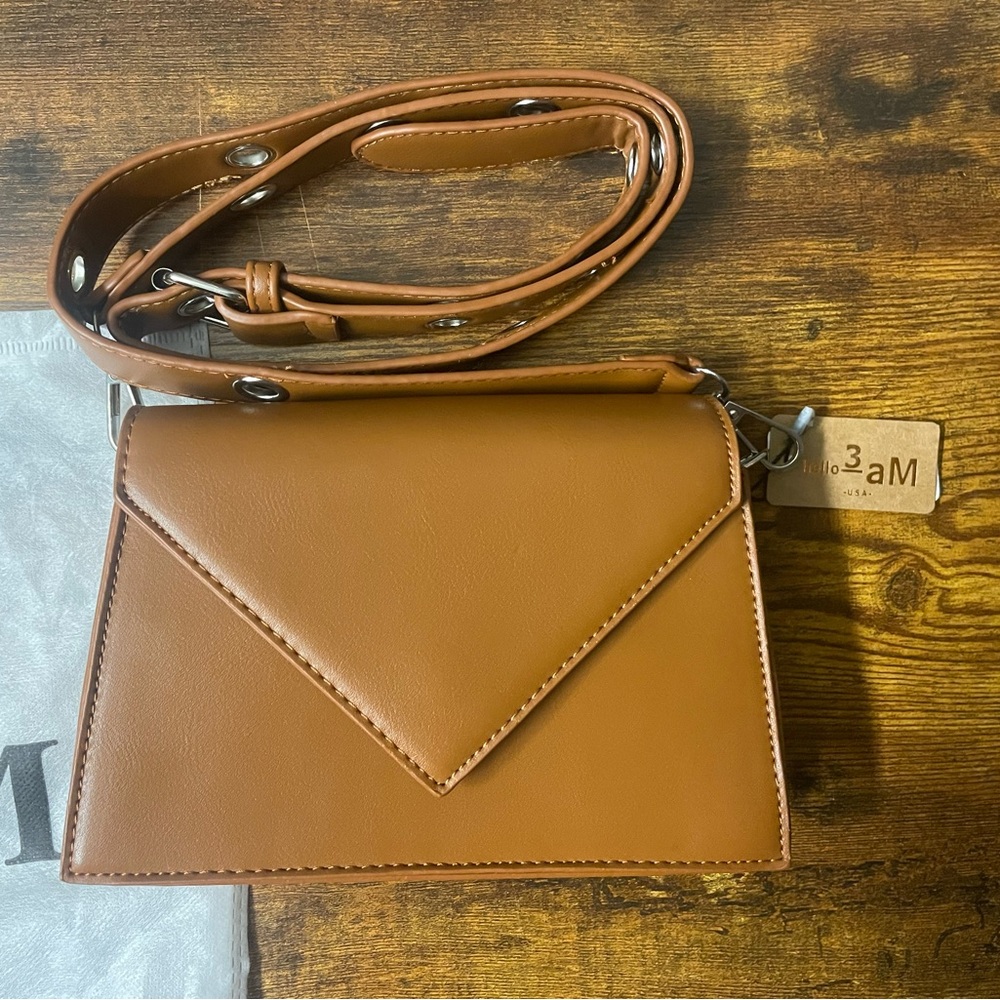 Women’s Tan Crossbody Bag - (Envelope Style)No Dust bag